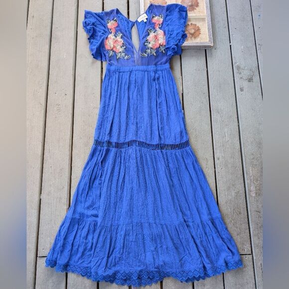 Cleobella Blue Amery V-Neck Floral Embroidered Short Sleeve Maxi Dress M - Picture 3 of 8